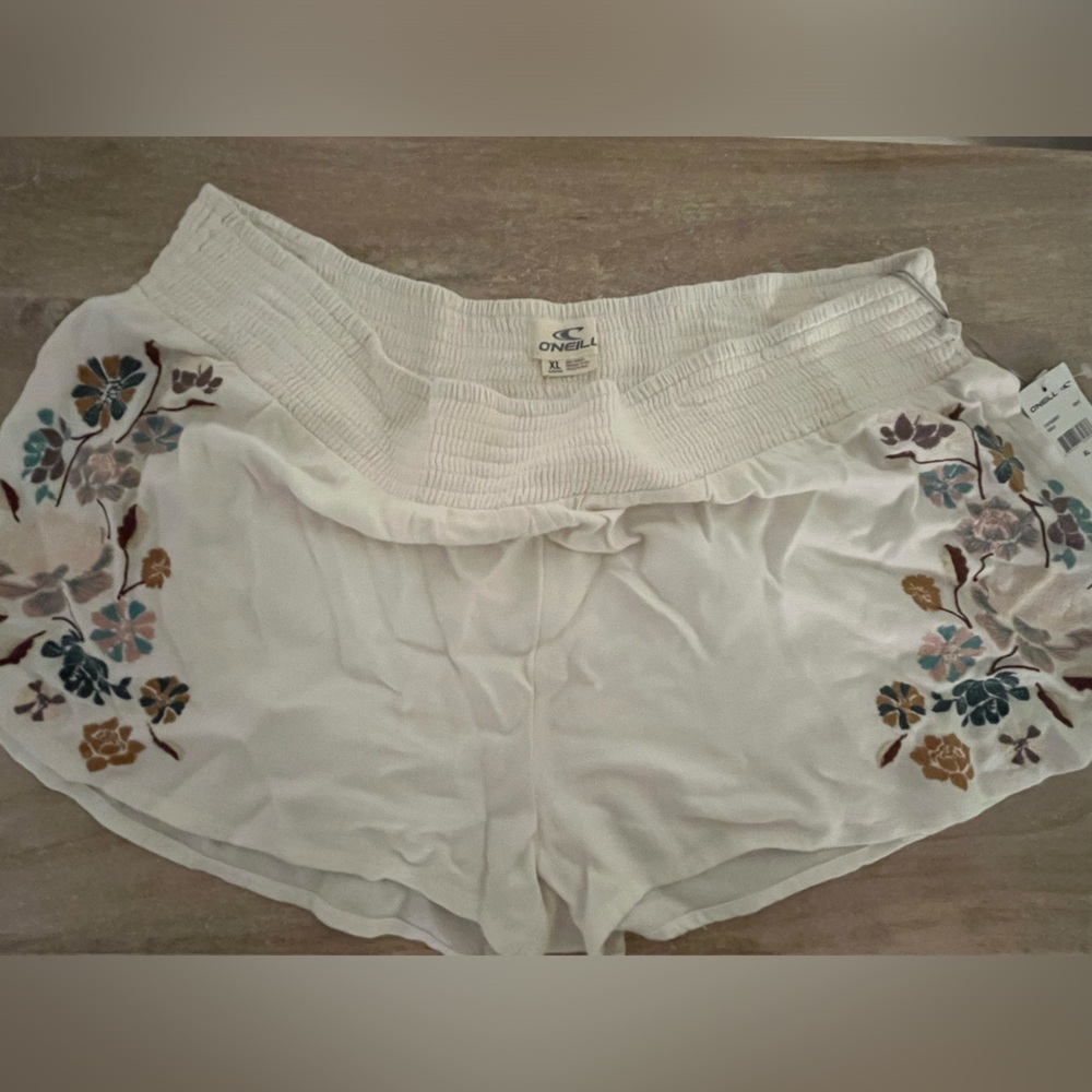 Women’s O’Neill shorts